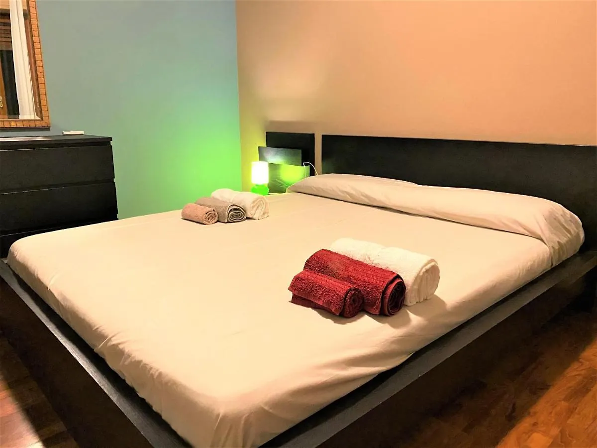 Casa Vacanze Eden 아치카스텔로